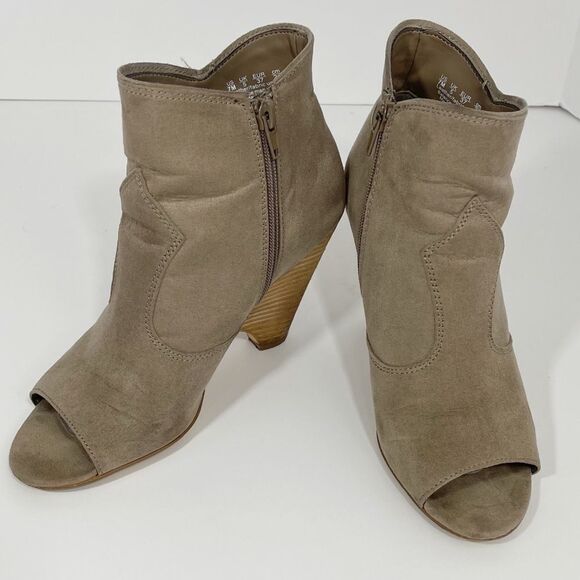 Carlos Santana Suede Peep Toe Bootie with Fringe - Picture 6 of 7